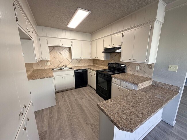 Building Photo - 3714 53rd St