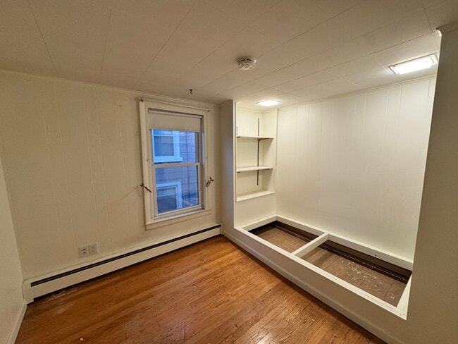 Building Photo - 651 Quinnipiac Ave