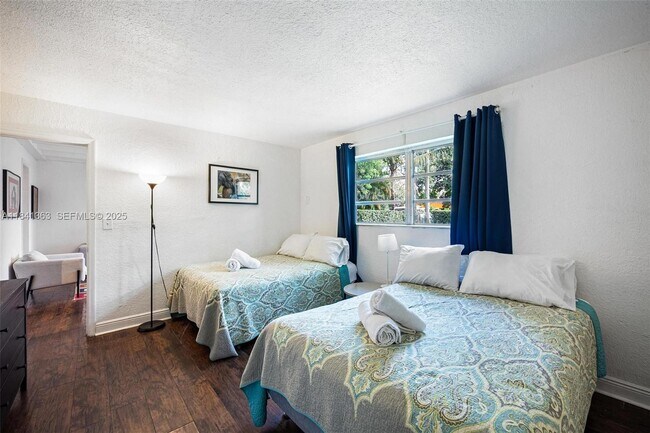 Building Photo - 243 NW 44th St