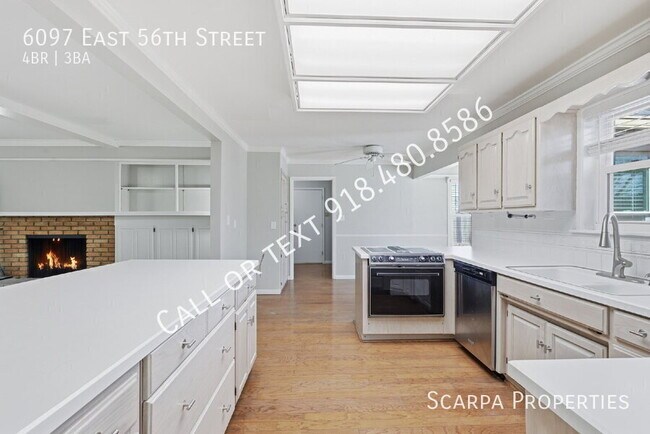 Building Photo - 6097 E 56th St