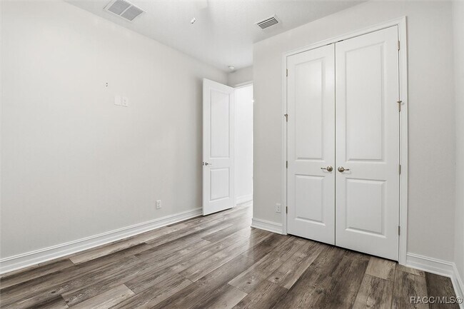 Building Photo - 4195 N Pink Poppy Dr