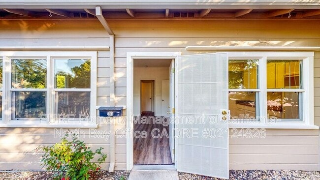Building Photo - 1430 Sonoma Ave