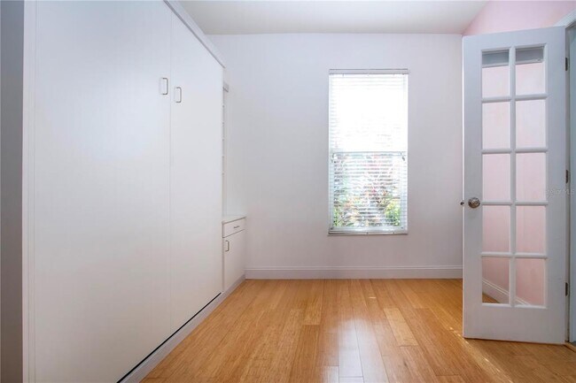 Building Photo - 6610 Cheswick St