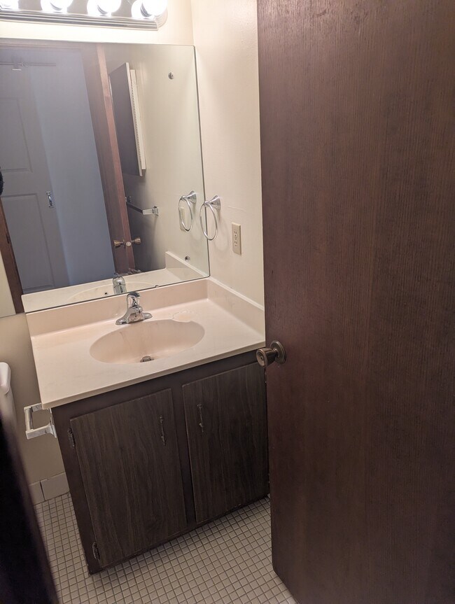 Building Photo - Wright Way Property