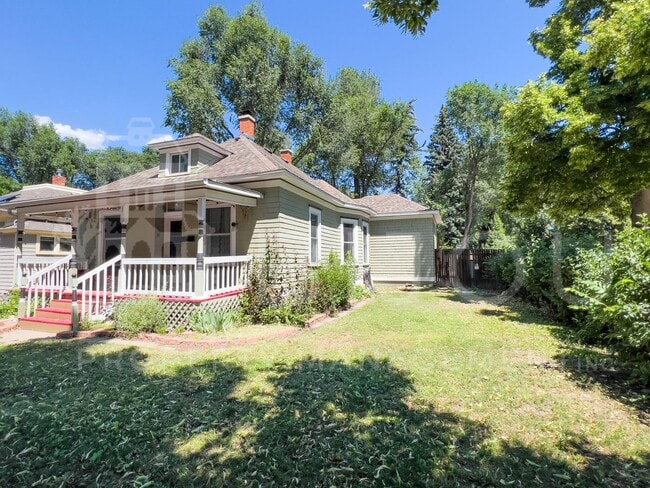 Building Photo - Patty Jewett Bungalow