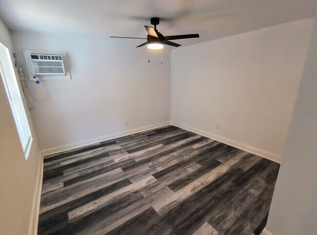 Building Photo - Fully Renovated 3-Bedroom Rental – New Appliances, Huge Yard, Garage, & Individual Room A/C!