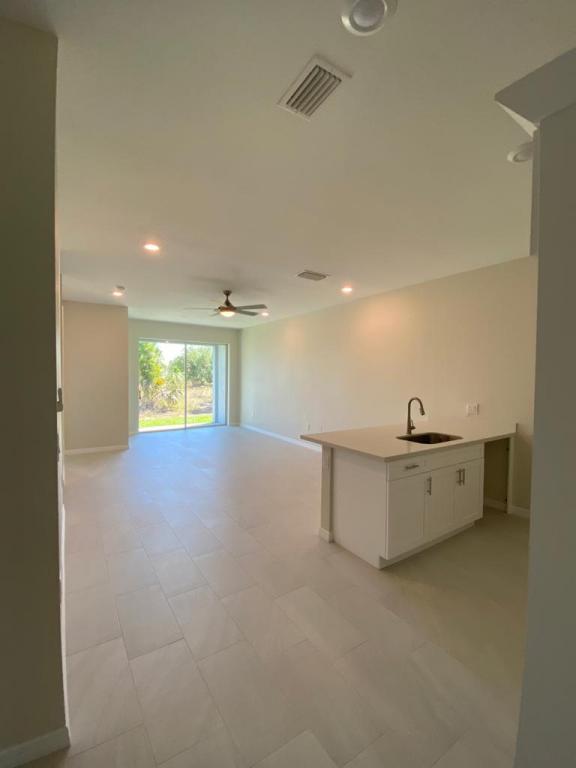 Building Photo - 4718 27th St SW, Lehigh Acres, Fl, 33973