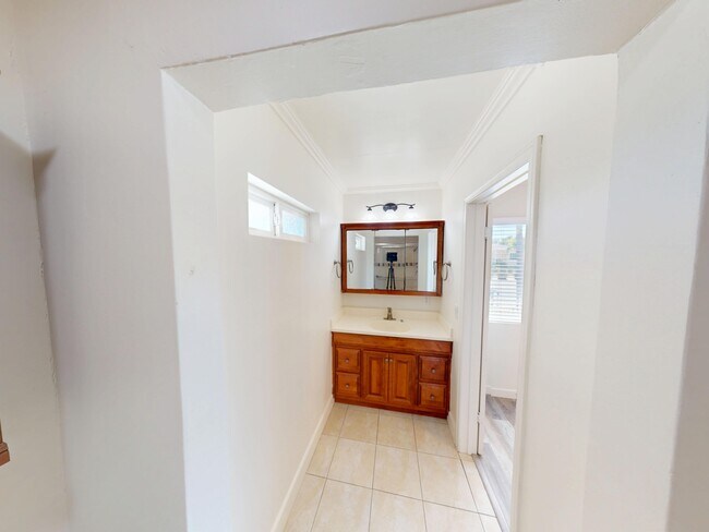 Building Photo - 4933 63rd St