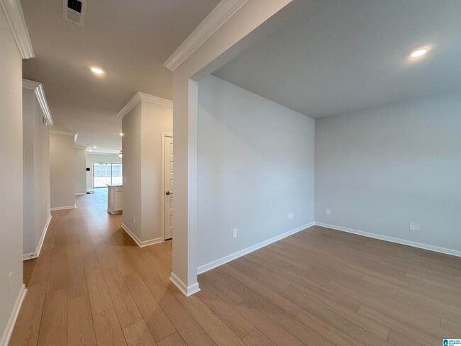 Building Photo - 4602 Hampton Glen Circle SE