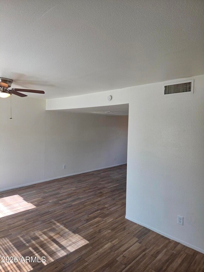 Building Photo - 6412 S McAllister Ave