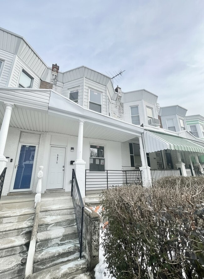 Building Photo - 5971 N Norwood St