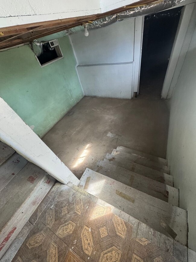 Building Photo - Furnished 3 Bedroom Home in Waynesville, MO!