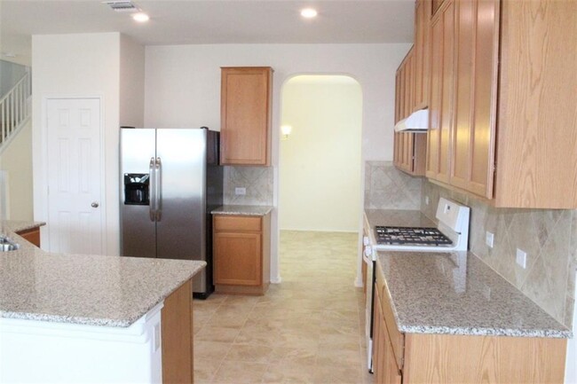 Building Photo - 1708 Uhland Dr