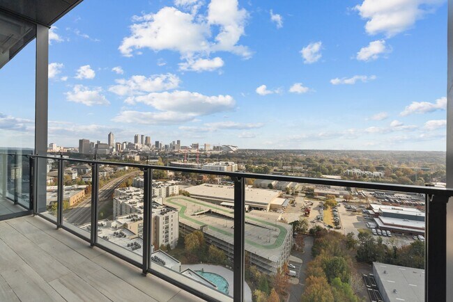 Building Photo - Premier Penthouse Suite at Seven 88 West Midtown-