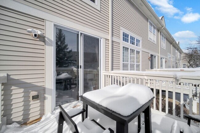 Building Photo - 369 Vaughn Cir