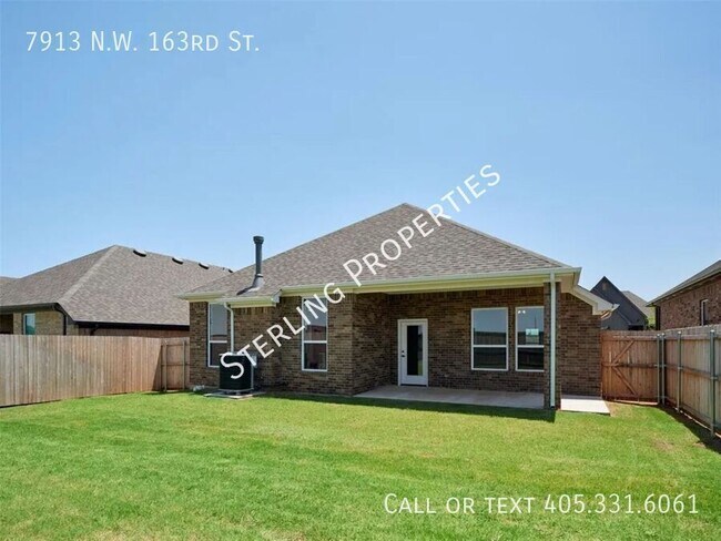 Building Photo - 7913 NW 163rd St