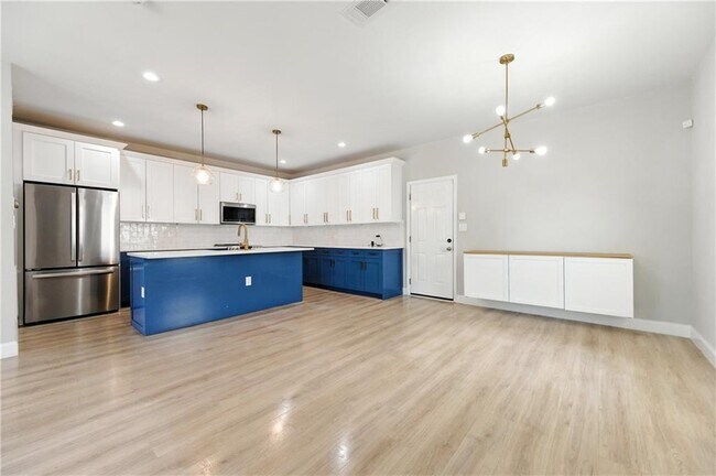 Building Photo - 1470 Norris Pl NW