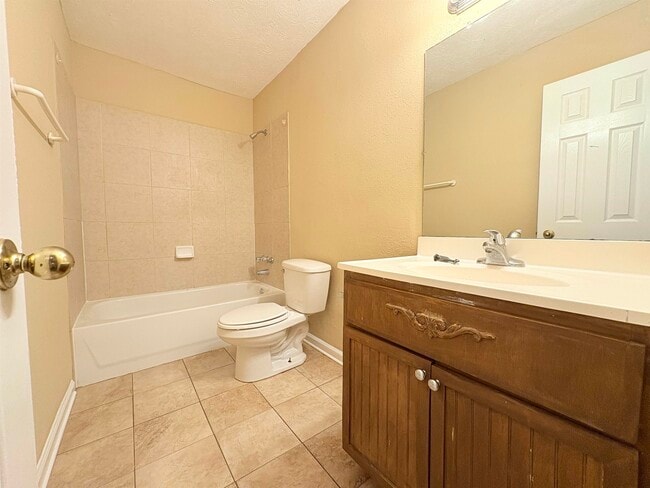 Building Photo - 1936 Portland Ave