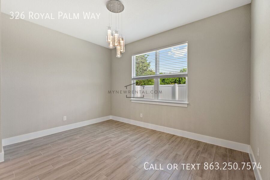 Building Photo - 326 Royal Palm Wy