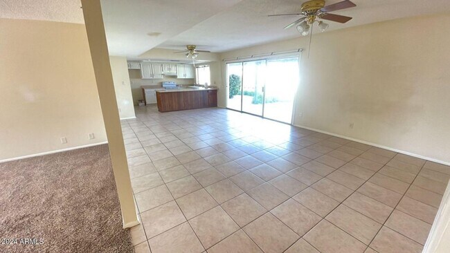 Building Photo - 3 bedroom home in Glendale!