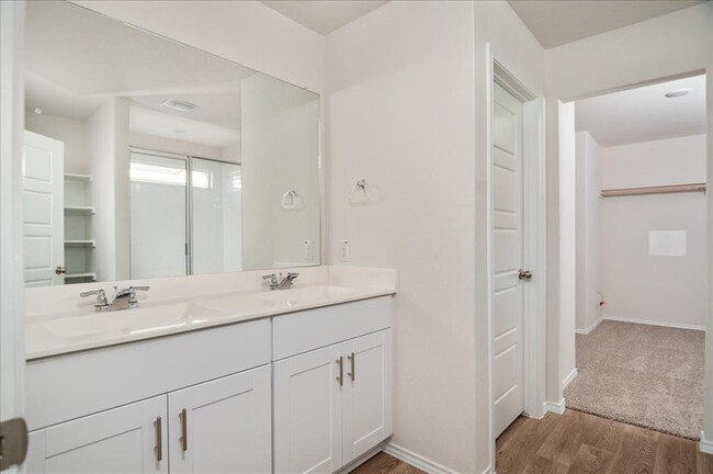 Building Photo - 1658 Ruben Dr