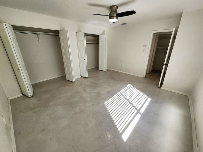 Building Photo - 2139 Sagecrest Ave