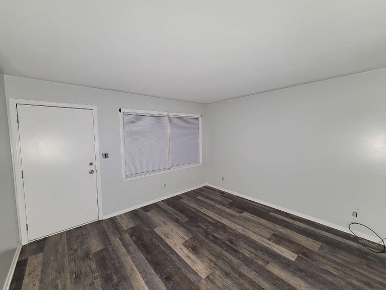 Building Photo - 4252 Postema Ct