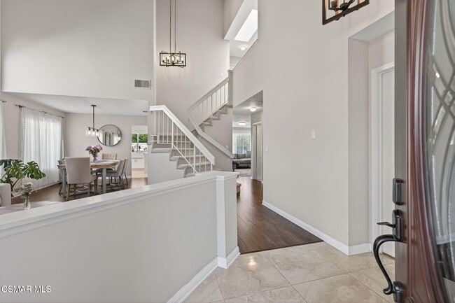 Building Photo - 4202 Lost Springs Dr