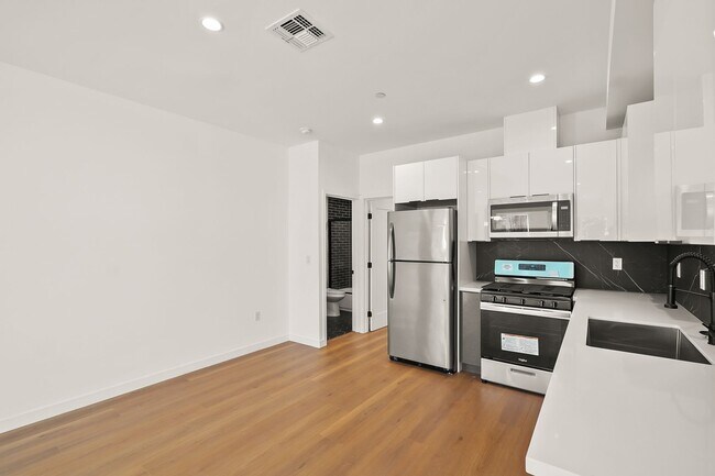 Building Photo - 1731 New Hampshire Ave