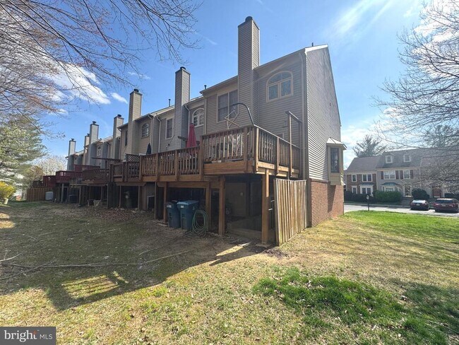 Building Photo - 8732 Stone Hill Pl