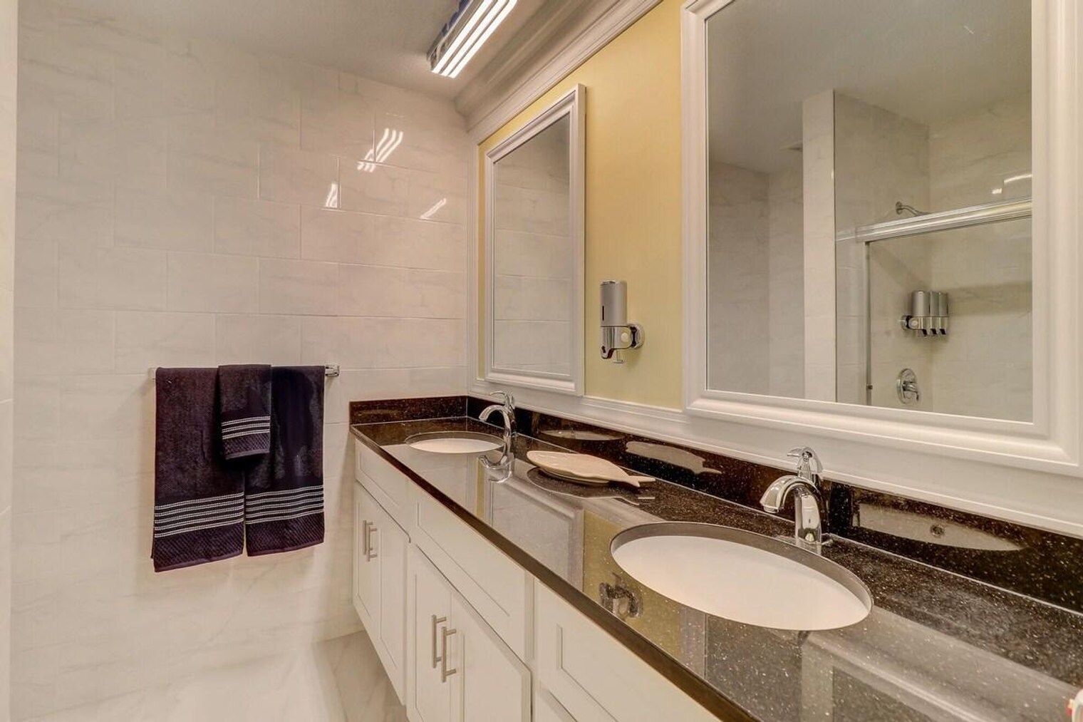 Building Photo - 400 William Hilton Pkwy