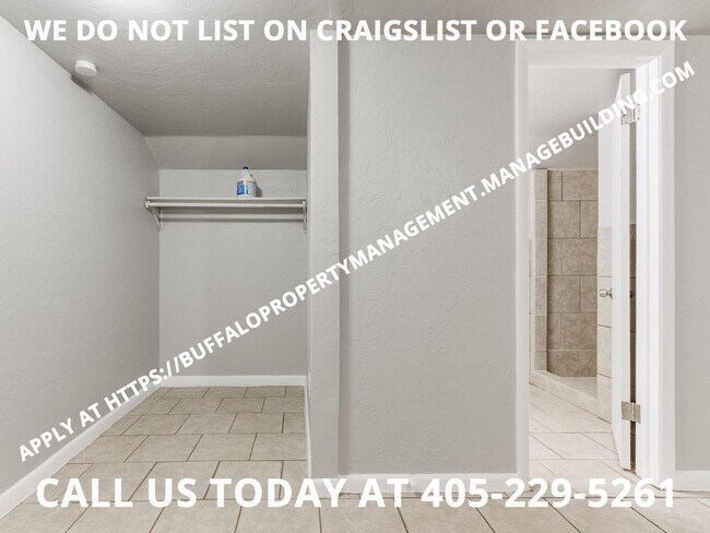 Building Photo - 2544 Cashion Pl