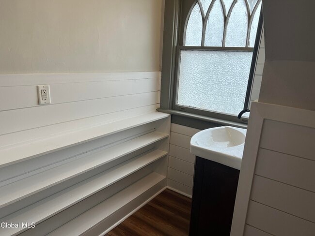 Building Photo - 1114 Union St