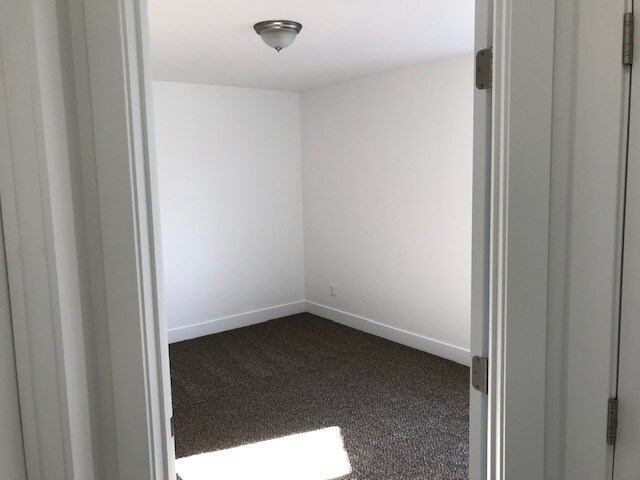 bedroom #1 - 534 E Chubbuck Rd