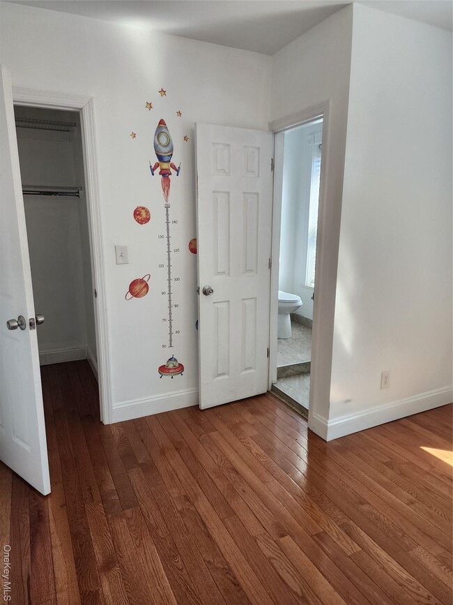 Building Photo - 11 Coonley Ct