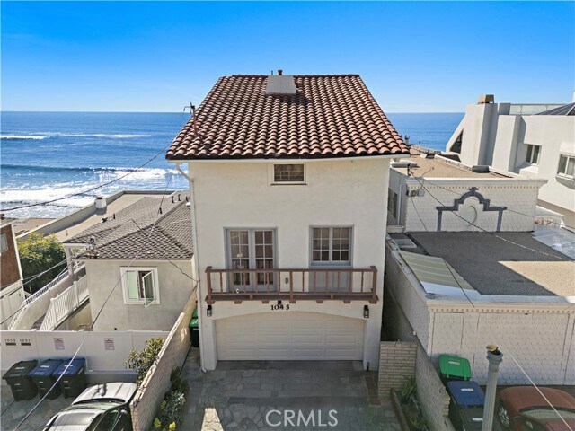 Building Photo - 1045 Gaviota Dr