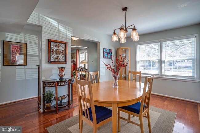 Building Photo - 8404 Wagon Wheel Rd