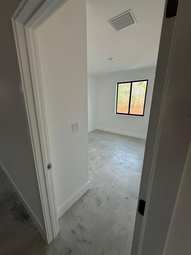 Building Photo - A2Z Construction & Remodel LLC / 2242 NW 9...