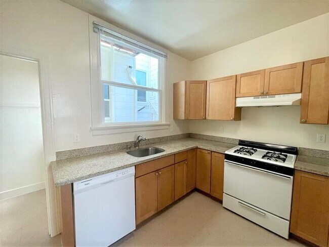 Building Photo - 4044-4050 Geary Boulevard (601rc)