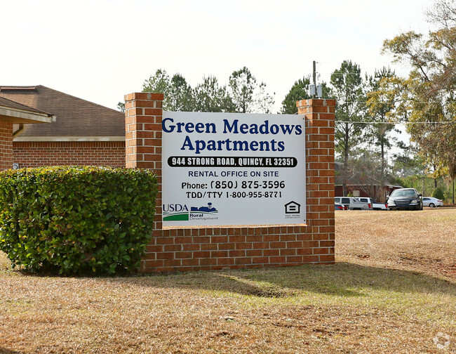 Building Photo - Green Meadows Apartments