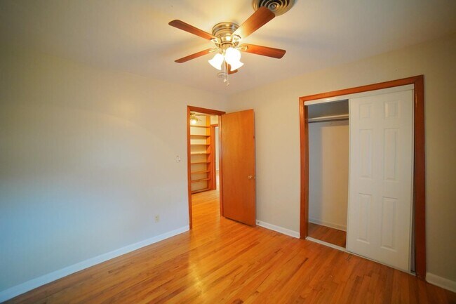 Building Photo - 1006 Frazier Ave