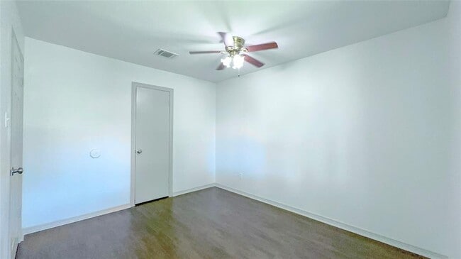 Building Photo - 7403 Breccia Dr