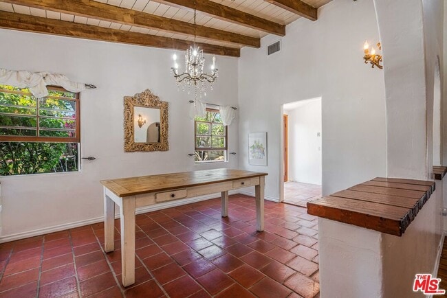 Building Photo - 12255 Addison St