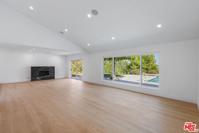 Building Photo - 4344 Gayle Dr
