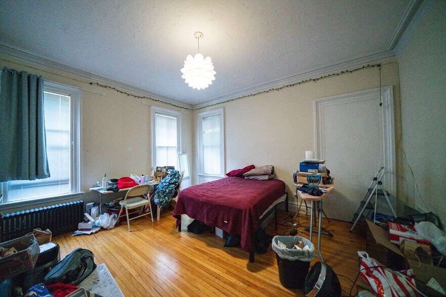Building Photo - 56 Alleghany St