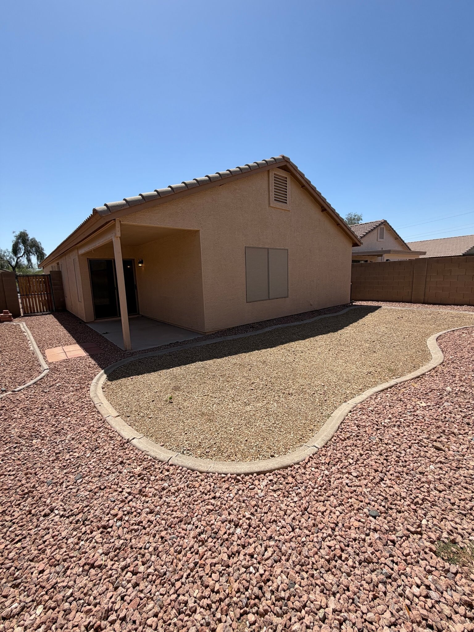 Building Photo - 11402 W Hutton Dr