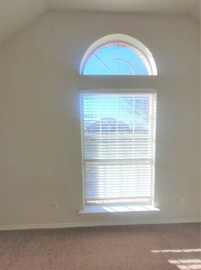 Building Photo - 502 Hood Dr