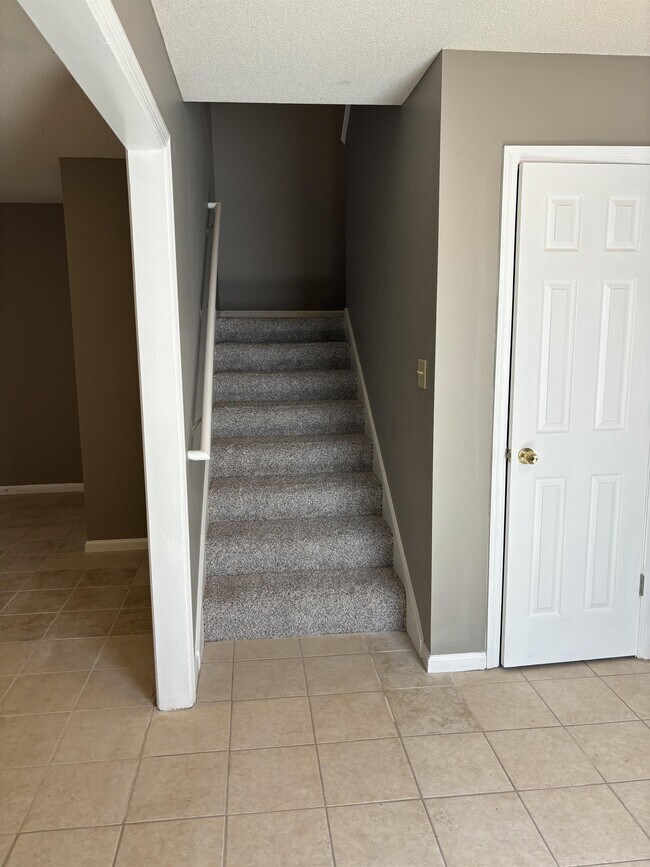 Building Photo - 1778 Almond Tree Pl