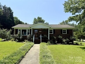 Building Photo - 20236 Church St