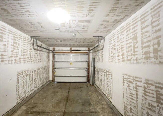 Building Photo - 18303 Gibraltar Ln